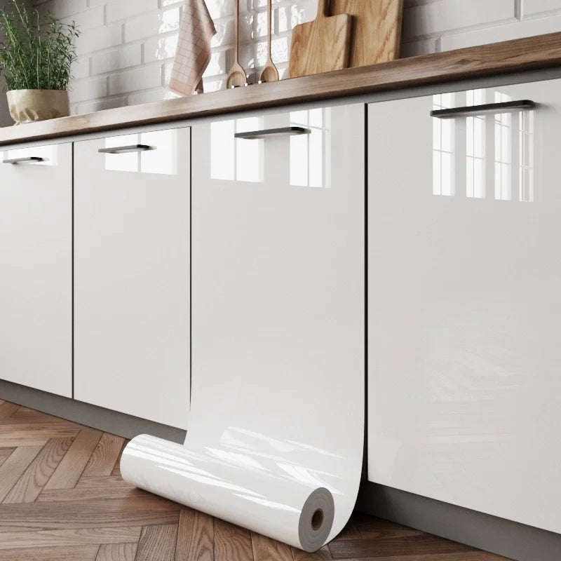 Vinilo Adhesivo Blanco Brillante - Renovación de Muebles y Armarios de Cocina